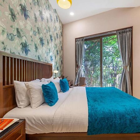 The Blue Horizon By Stayvista - Featuring A Beach-View Villa With A Swimming Pool, Indoor Games, And A Relaxing Balcony Alībāg Exterior foto