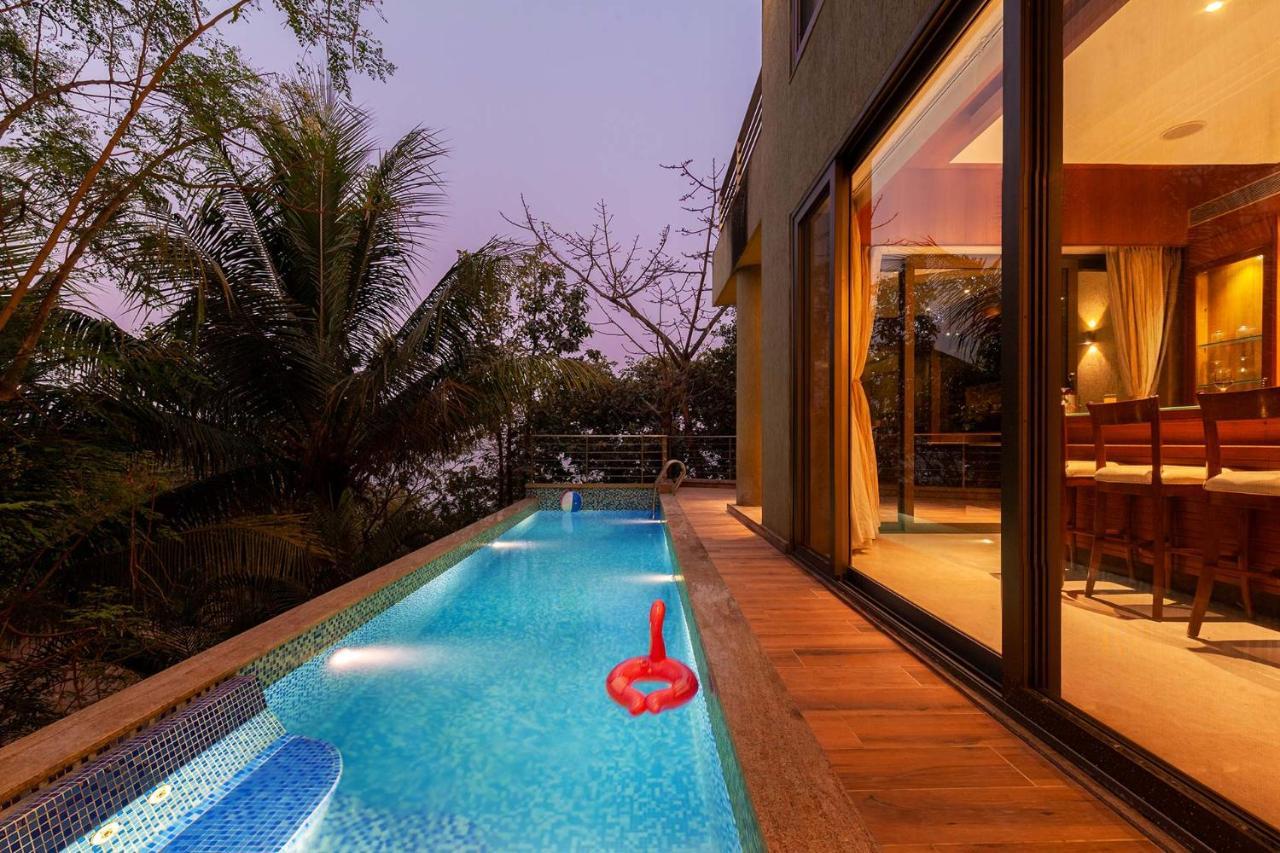 The Blue Horizon By Stayvista - Featuring A Beach-View Villa With A Swimming Pool, Indoor Games, And A Relaxing Balcony Alībāg Exterior foto